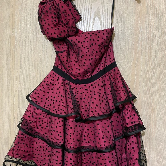 Formal Dress - Picture 5 of 5